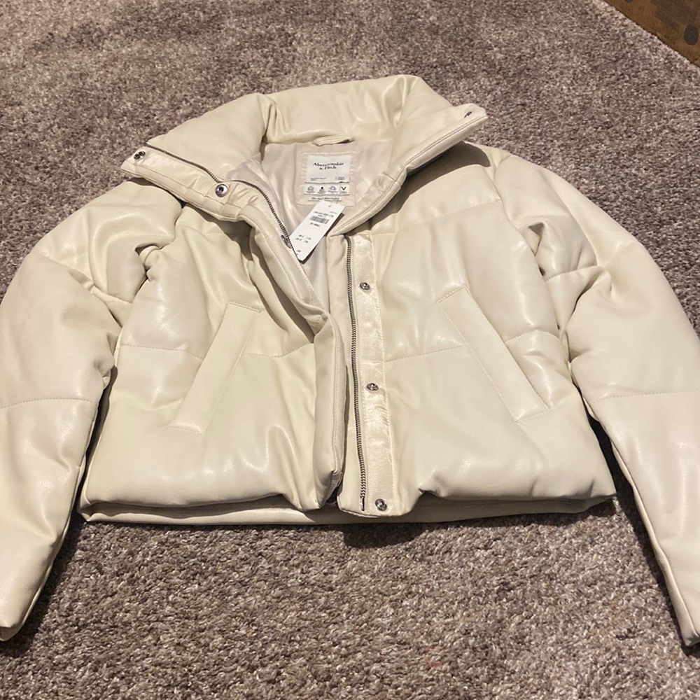 Abercrombie mini puffer coat